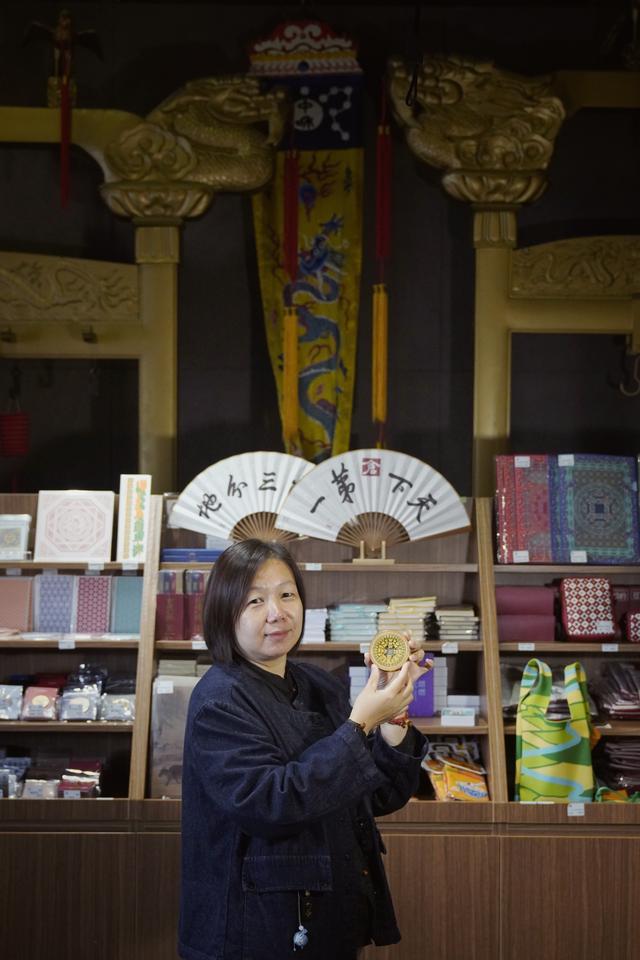 史：天宫藻井冰箱贴走红背后新葡京博彩攒于掌心的文物(图4)